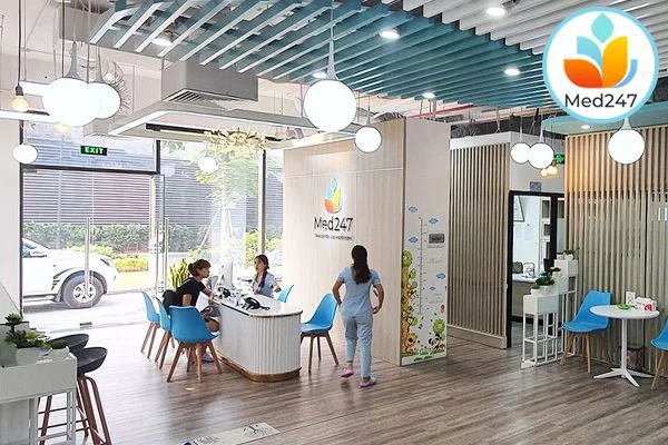Thiết kế nội thất văn phòng Med 247 Hà Nội